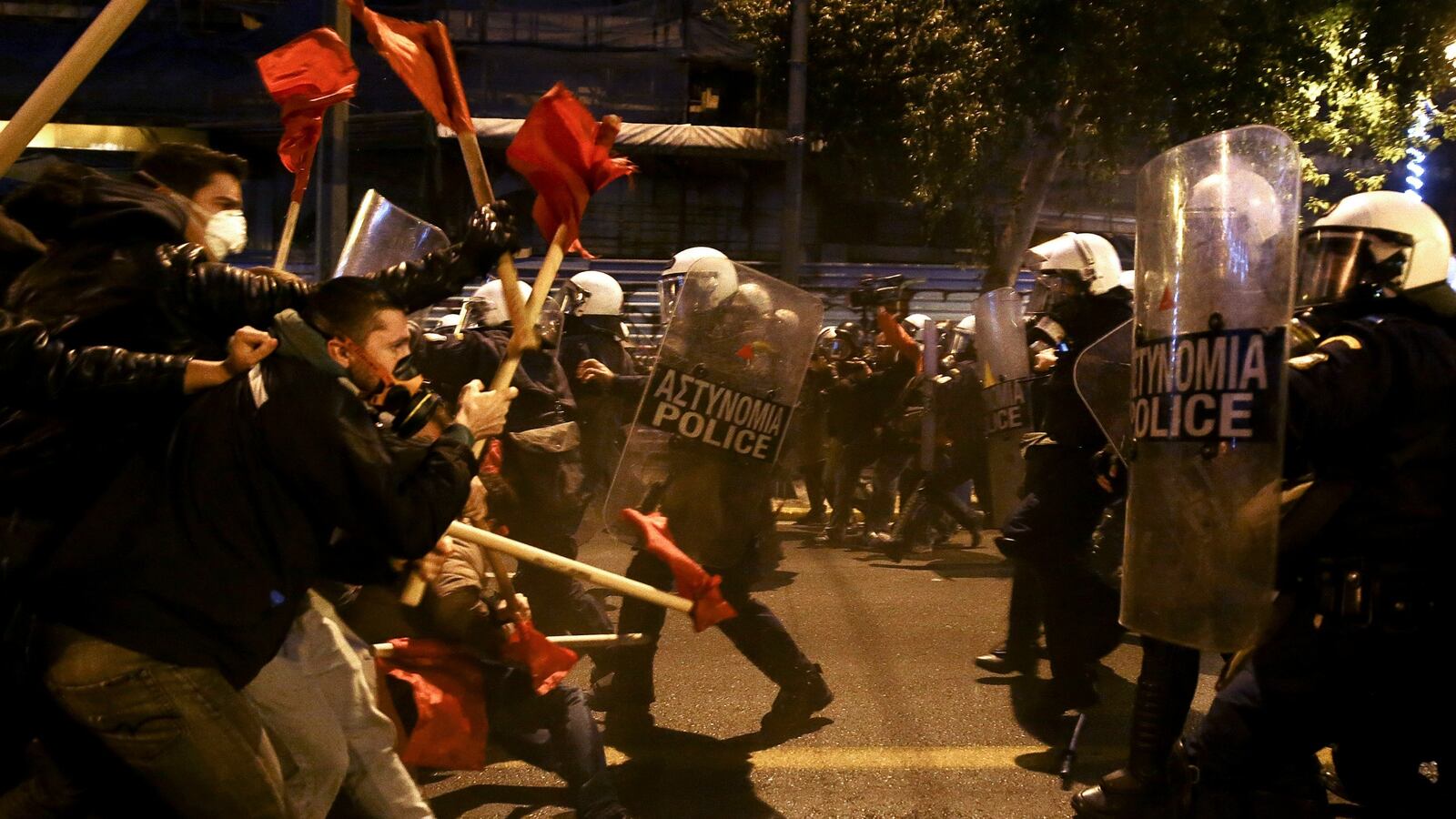 cheats/2016/11/16/obama-s-visit-to-athens-met-by-riots/161115-greece-obama-protests-cheat_q5kzj9