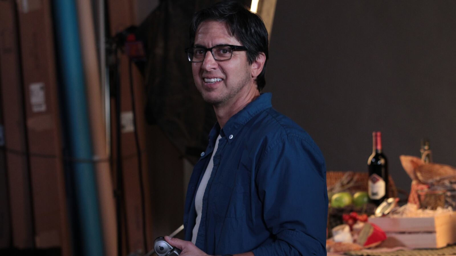 articles/2012/10/02/parenthood-in-praise-of-ray-romano-s-amazing-performance/parenthood-romano-solo-tease_sszdh5