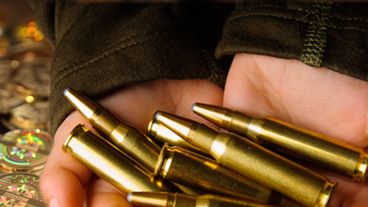 articles/2013/10/17/hitman-network-says-it-accepts-bitcoins-to-murder-for-hire/131016-lake-bitcoins-bullets-box_q359y7