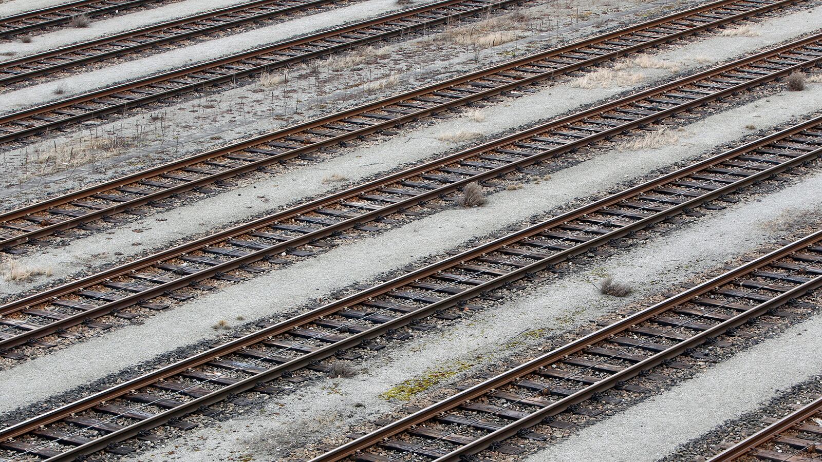 cheats/2014/01/02/germany-is-falling-apart/140102-germany-infastructure-cheat_pkqvli