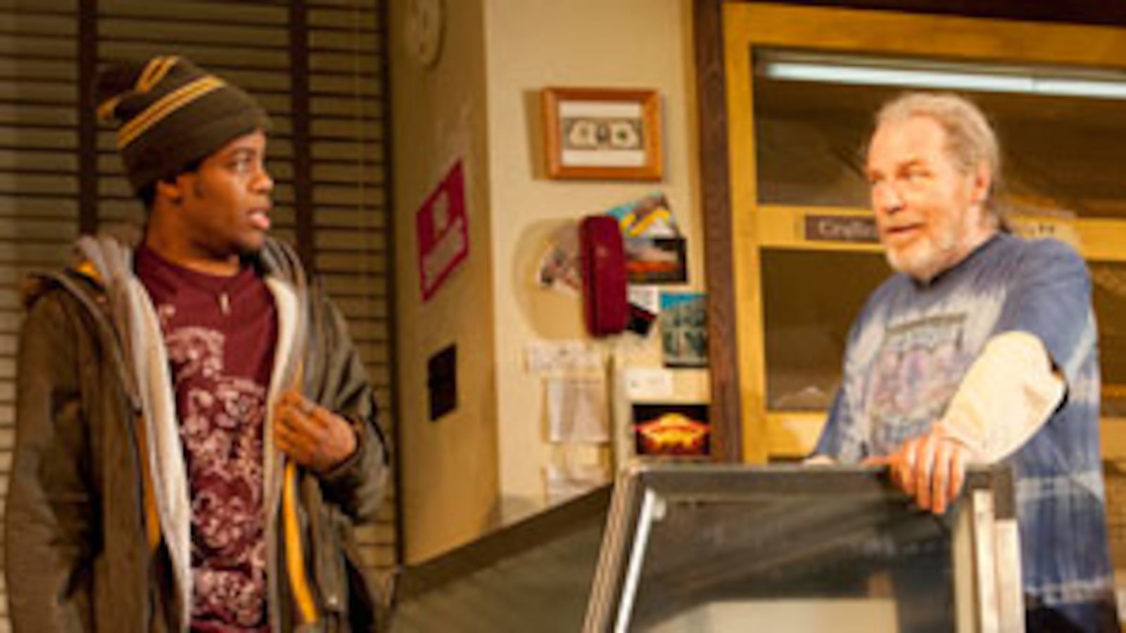 articles/2009/09/30/broadways-sweet-new-play/syme-superior-donuts_53080_dmy9ud