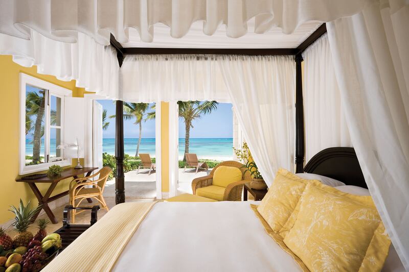 galleries/2014/03/30/from-lagerfeld-s-hotel-to-de-la-renta-s-resort-the-world-most-fashionable-vacation-digs-photos/gal-fashion-hotels-putacana_esfcjn
