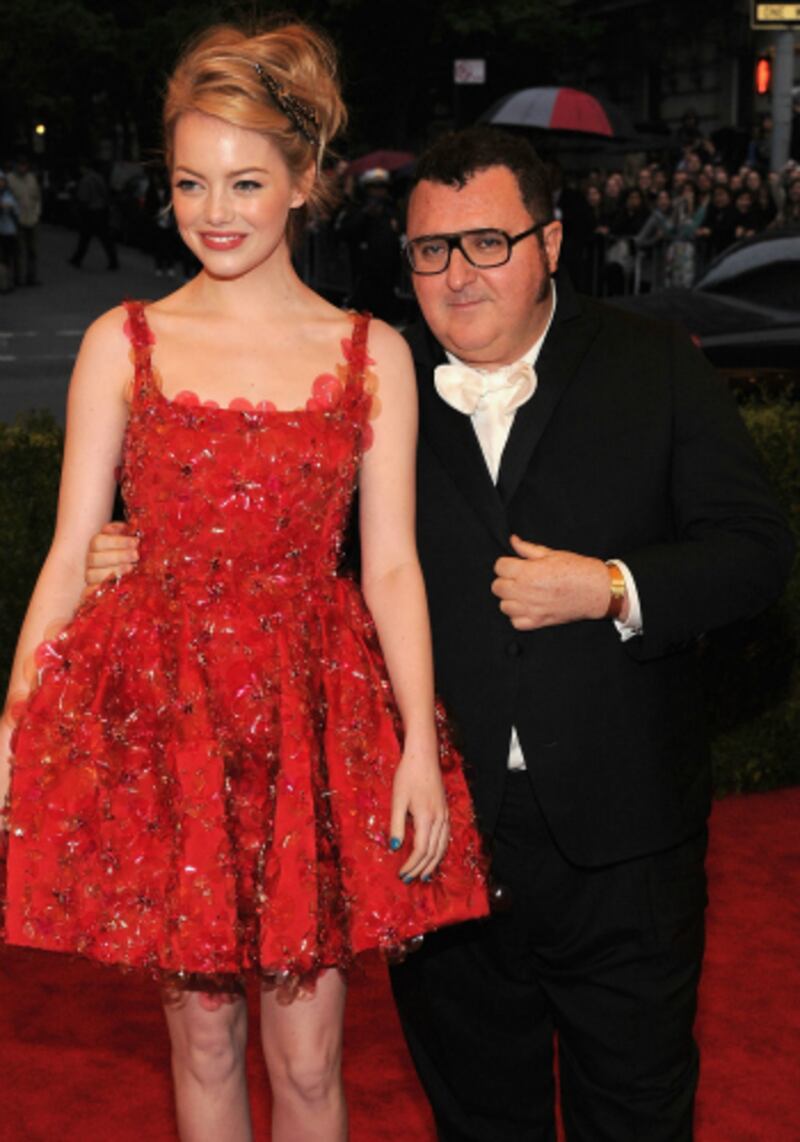 articles/2012/08/28/alber-elbaz-respects-talent-duchess-of-alba-wears-a-bikini/C-_fakepath_alber-1_obtz1c