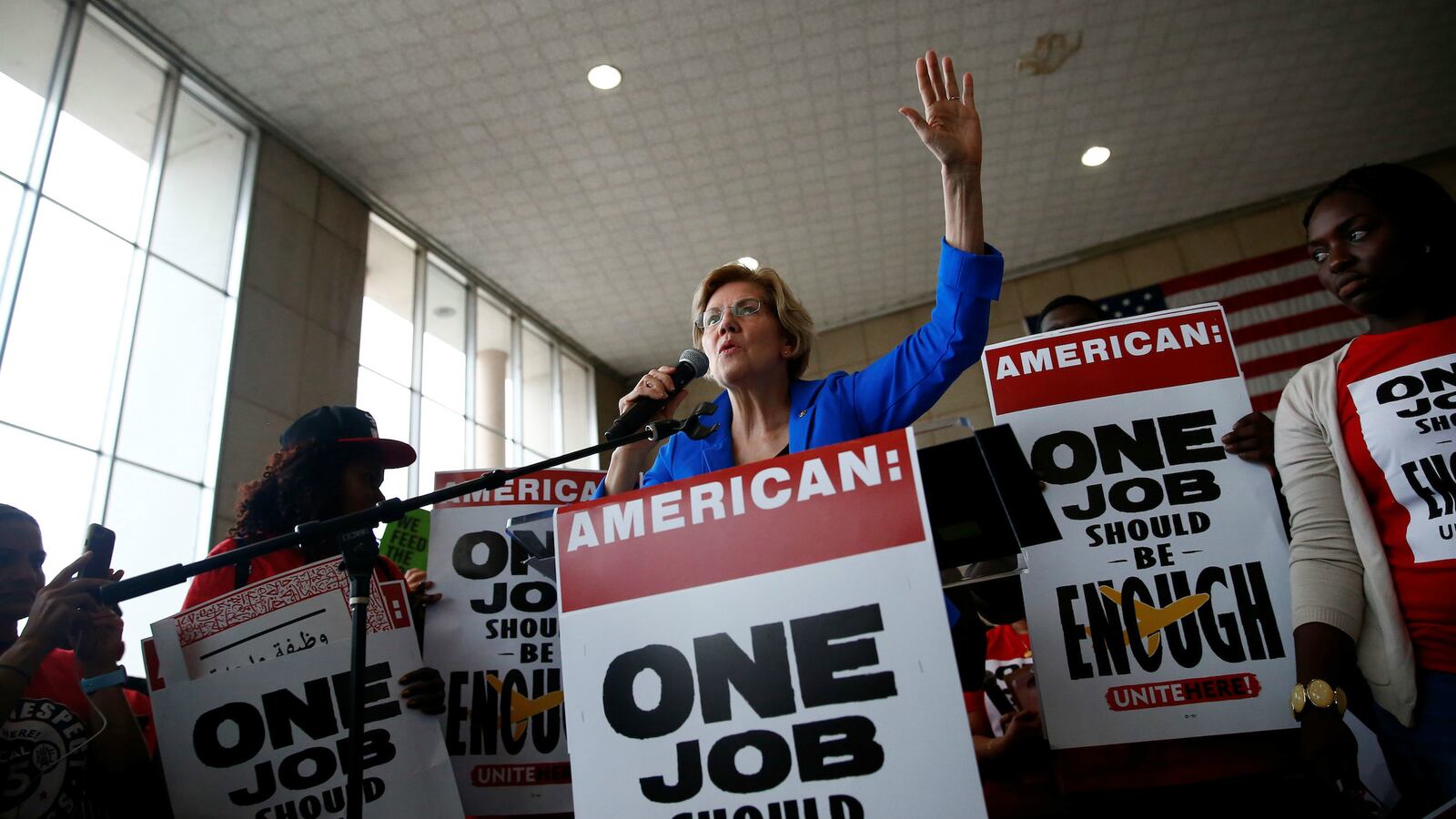 warren_one_million_donations_akjru5