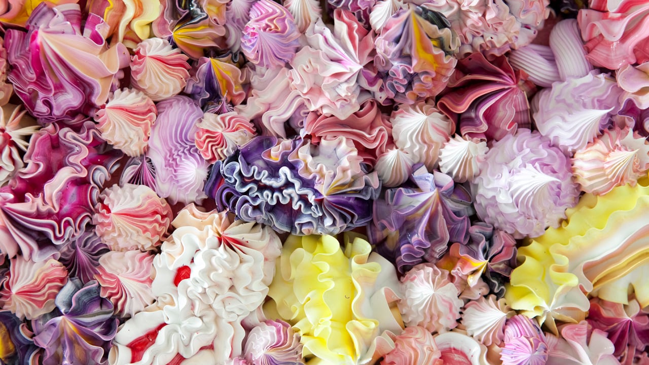 articles/2014/03/06/10-works-to-see-at-the-armory-show-in-new-york-city/140305-Under-Heaven-armory-tease_nrorbp