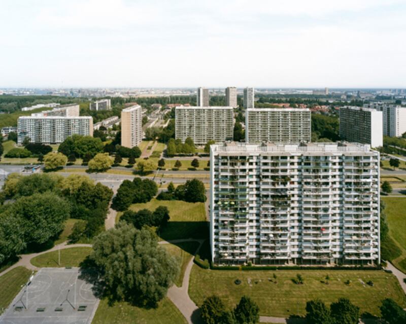 galleries/2011/02/25/sze-tsung-leong/sze-tsung-leong---antwerp_d5grfo