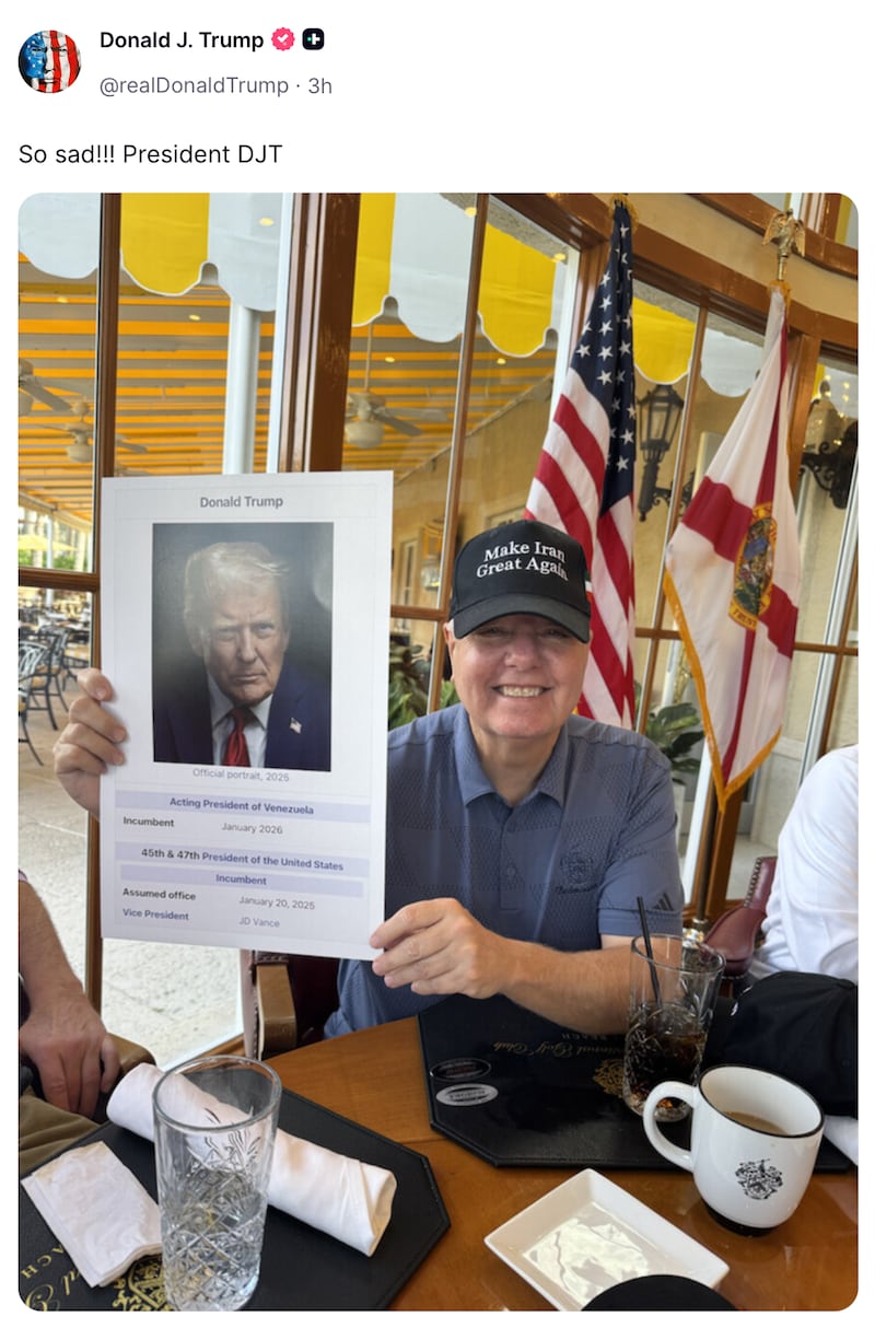 Donald Trump pays tribute to Lindsey Graham.