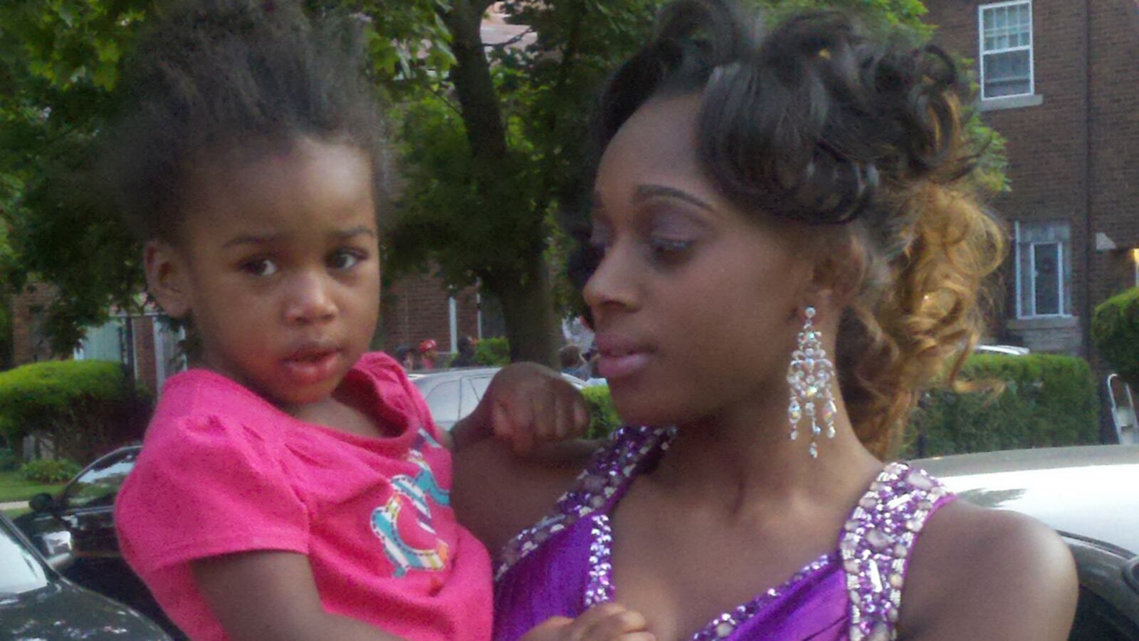 articles/2011/07/29/ferguson-academy-teen-mom-high-school-almost-closed-survives/pregnant-girls-charter-school-ellison_squegr