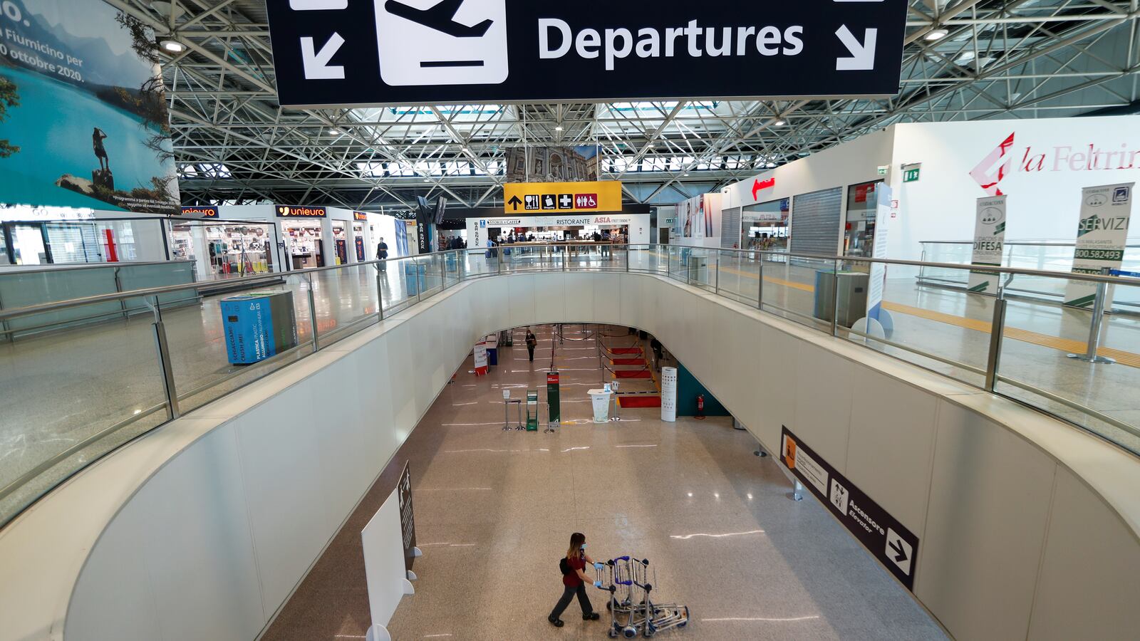 2020-06-03T082721Z_196722320_RC2K1H9Z5ON1_RTRMADP_3_HEALTH-CORONAVIRUS-ITALY_gqkole