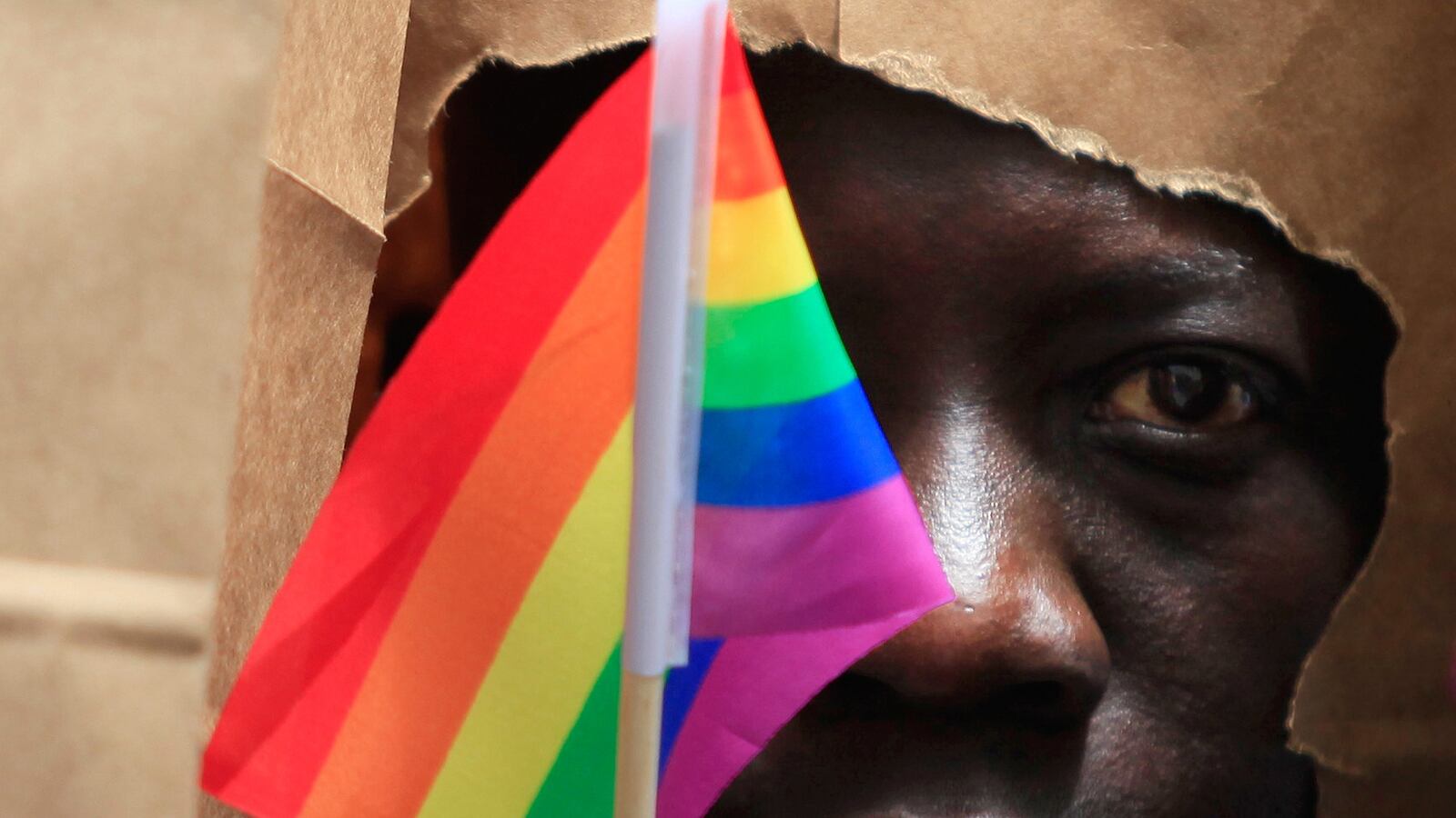 articles/2014/06/29/lgbt-asylum-seekers-need-america-more-than-ever/140628-robinson-lgbt-asylum-seekers-tease_drv9lu