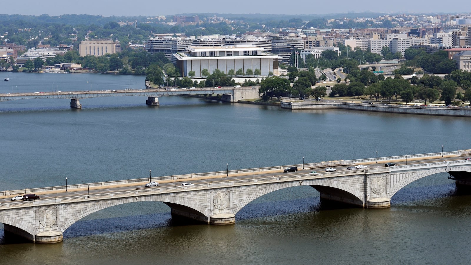 articles/2012/11/29/the-latino-fight-to-be-included-in-the-kennedy-center-honors/kennedy-center-honors-mcelwaine-tease_cjp52x