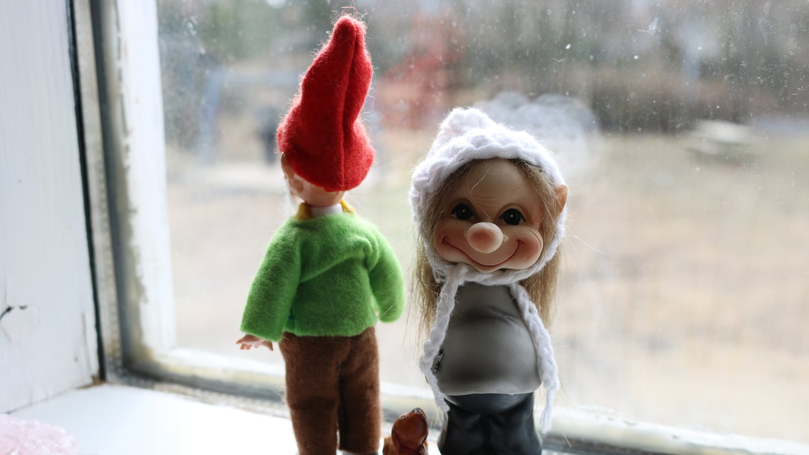 articles/2014/05/07/the-elf-whisperer-of-iceland/140506-fallon-iceland-tease_kg9lcr