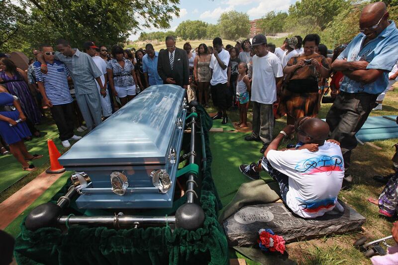 articles/2012/09/28/after-a-horrific-summer-of-murder-chicago-trying-a-bold-new-approach/chicago-killings-kennedy_cyza24