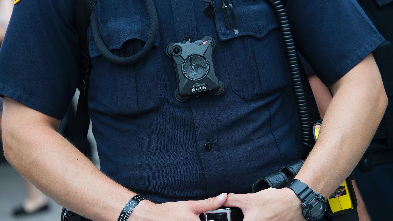 articles/2016/11/20/did-albuquerque-police-delete-damning-body-camera-evidence/161120-weill-police-delete-bodycam-footage-tease_flwbes