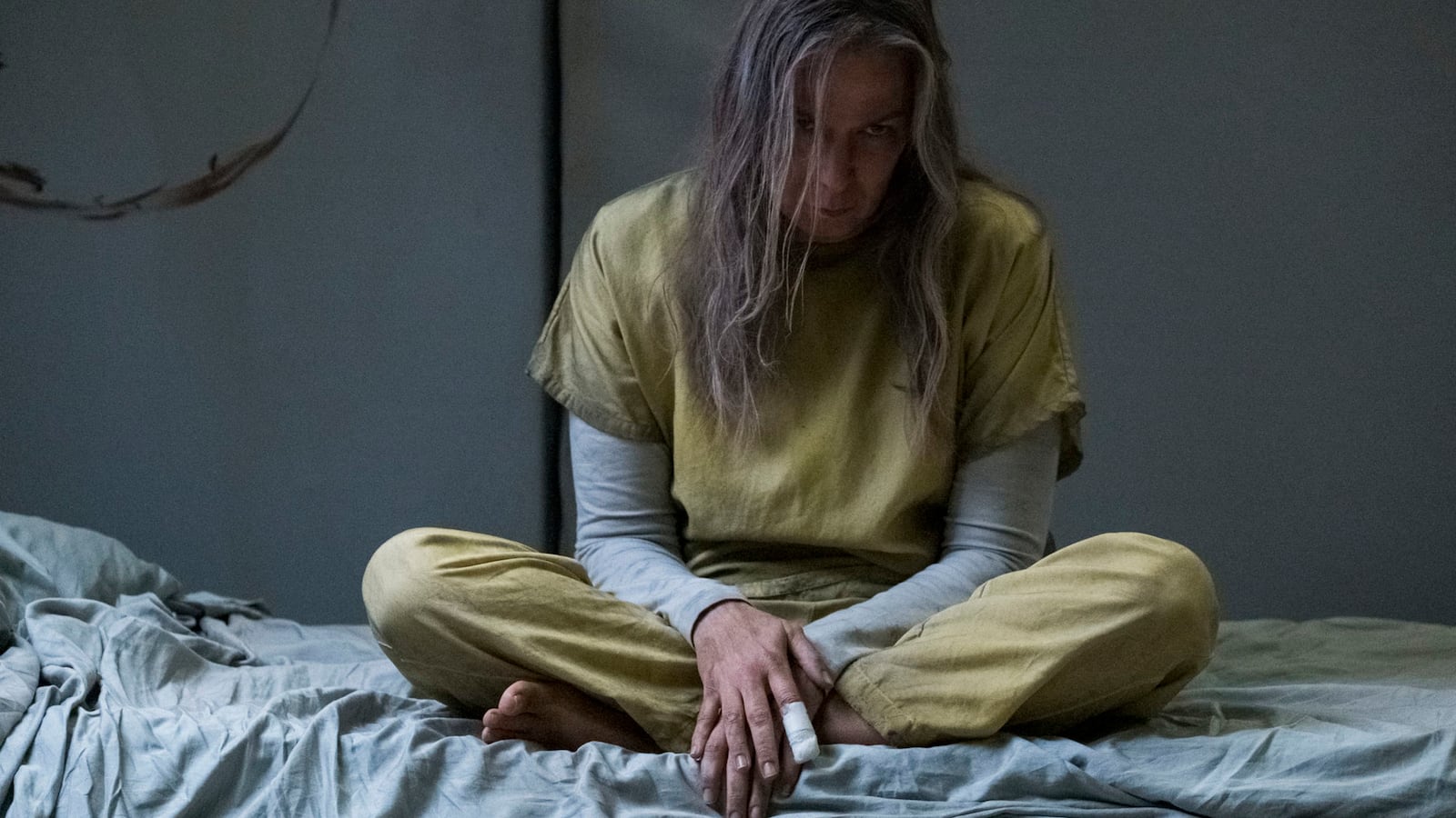 201014-fallon-helstrom-tease_iklyhf