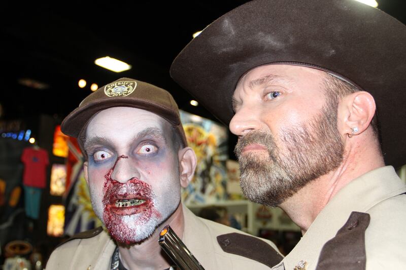 galleries/2014/07/26/comic-con-2014-see-the-weirdest-and-craziest-costumes-and-gadgets/140725-cc-zombie_m26zst