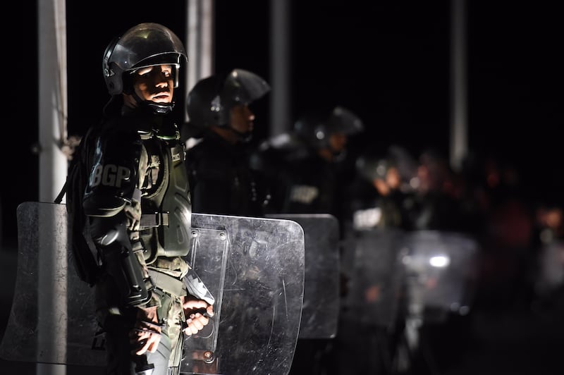 galleries/2016/03/17/massive-protests-rock-brazil-photos/160317-brazil-protest-01_hdzwty