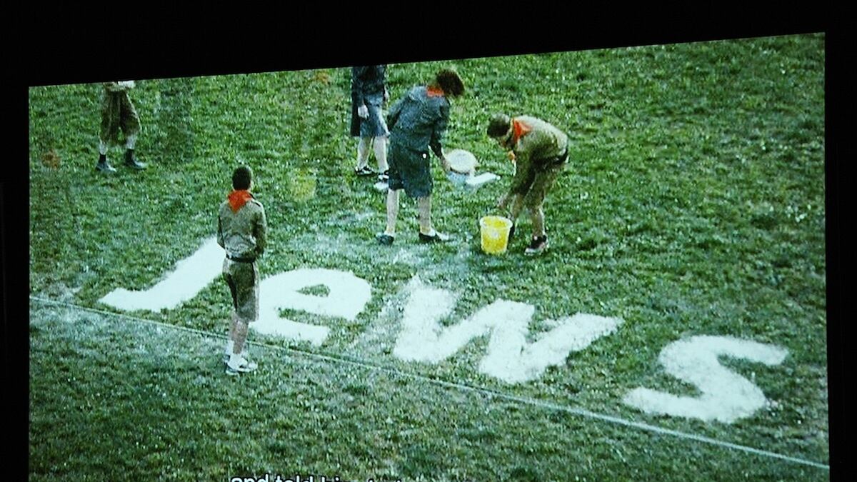 articles/2013/04/25/yael-bartana-at-petzel-gallery-is-the-daily-pic-by-blake-gopnik/bartana-daily-pic_a900dt