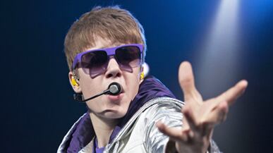 articles/2011/04/14/justin-bieber-vs-politics-netanyahu-summit-not-sought-on-holy-land-trip/romano-bieber_173239_lor3rl