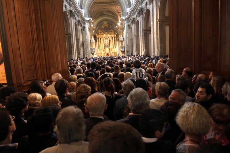 galleries/2013/03/13/the-vatican-and-argentina-react-to-pope-francis-photos/130313-new-pope-reax10_jsxf0y