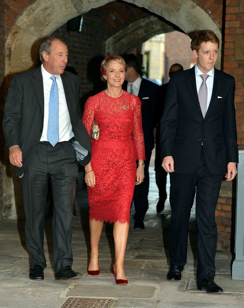 galleries/2013/10/23/prince-george-and-other-royal-christenings-photos/prince-george-christening-hugh_mvvauf