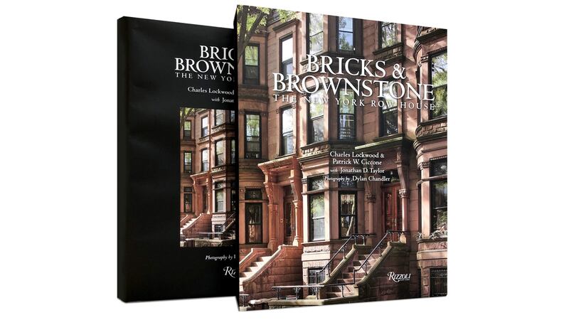 191209-nyc-brownstone-embed_prn8xl