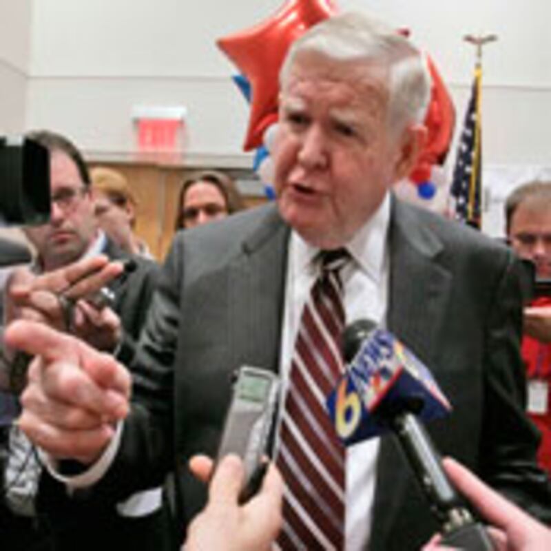 articles/2010/02/12/the-democrats-big-gun/beinart-murtha_81579_wlm2su