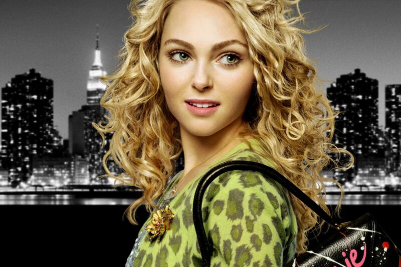 galleries/2012/05/09/tv-upfronts-2012-nbc-abc-cbs-fox-and-the-cw-announce-schedules/gal-tv-upfront-cw-carrie_ikleju