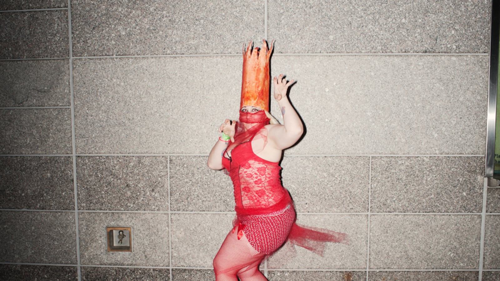 galleries/2011/05/31/lady-gaga-s-little-monsters/lady-gaga---little-monsters-4_srschw
