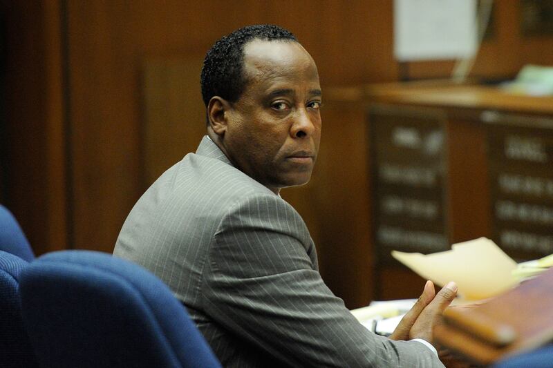 articles/2011/11/29/after-the-glitter-of-jackson-trial-only-facts-and-murray-sentence-remain/conrad-murray-ephron_h4yrez