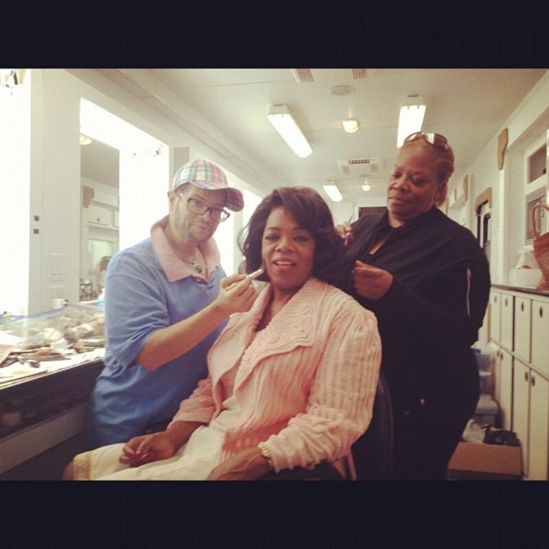 galleries/2012/09/30/justin-bieber-oprah-winfrey-more-celebrity-twitter-pictures-photos/oprah_l1yohn