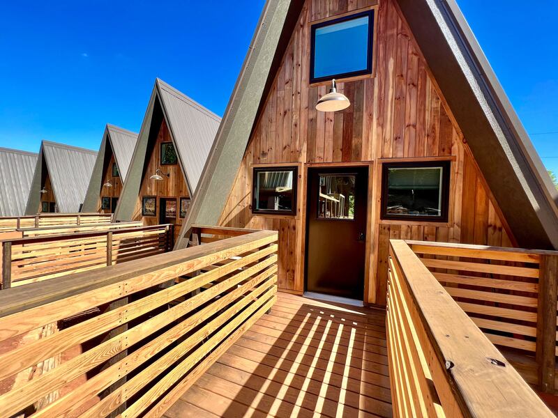 230204-oconnor-room-key-asheville-embed-02_zsgnhs