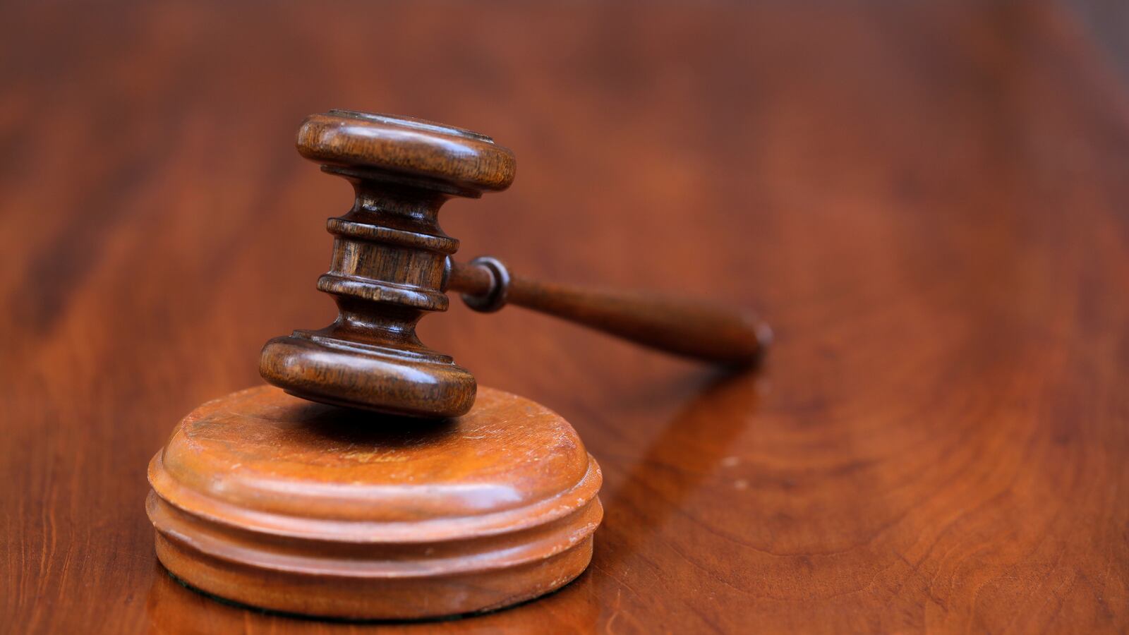 2020-08-18T233533Z_1608204537_RC2NGI909H45_RTRMADP_3_USA-LEGAL_rfzko0