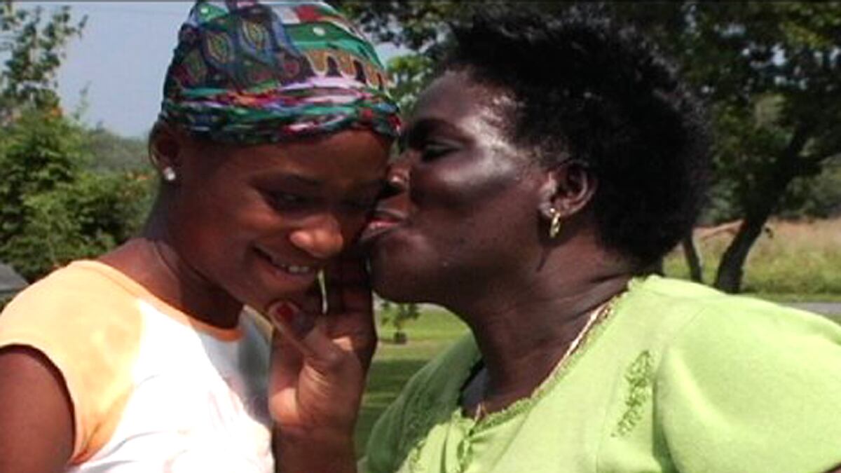 articles/2011/11/12/mothers-of-bedford-new-documentary-on-mothers-in-prison/mothers-of-bedford-strochlic_zqmno8