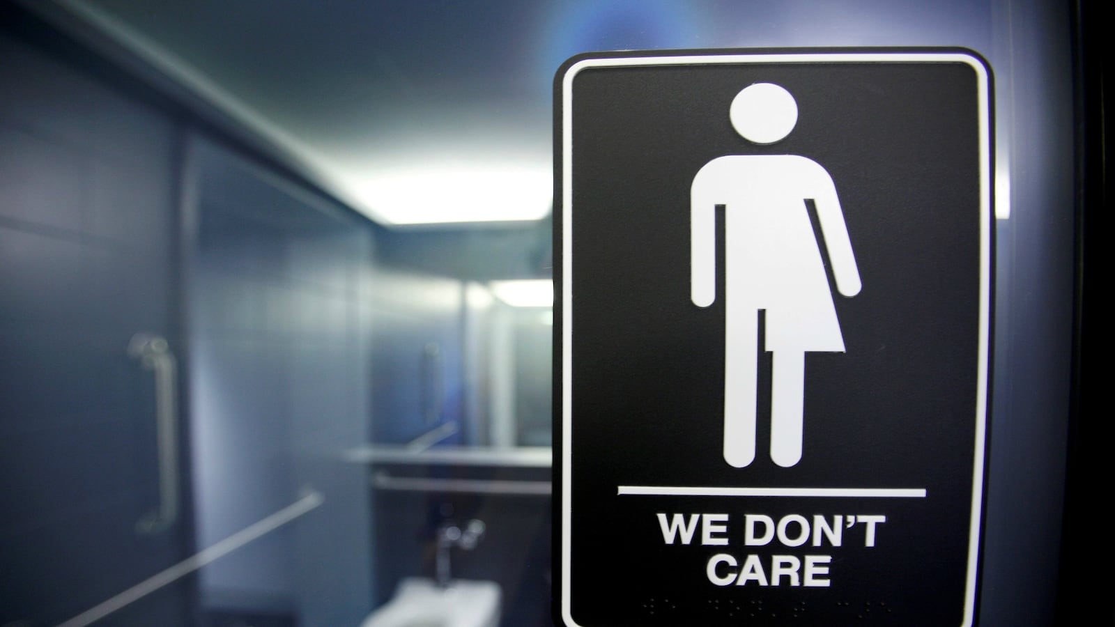 cheats/2016/06/02/george-aclu-chief-steps-down-over-transgender-lawsuit/160602-georgia-aclu-cheat_i60j9p