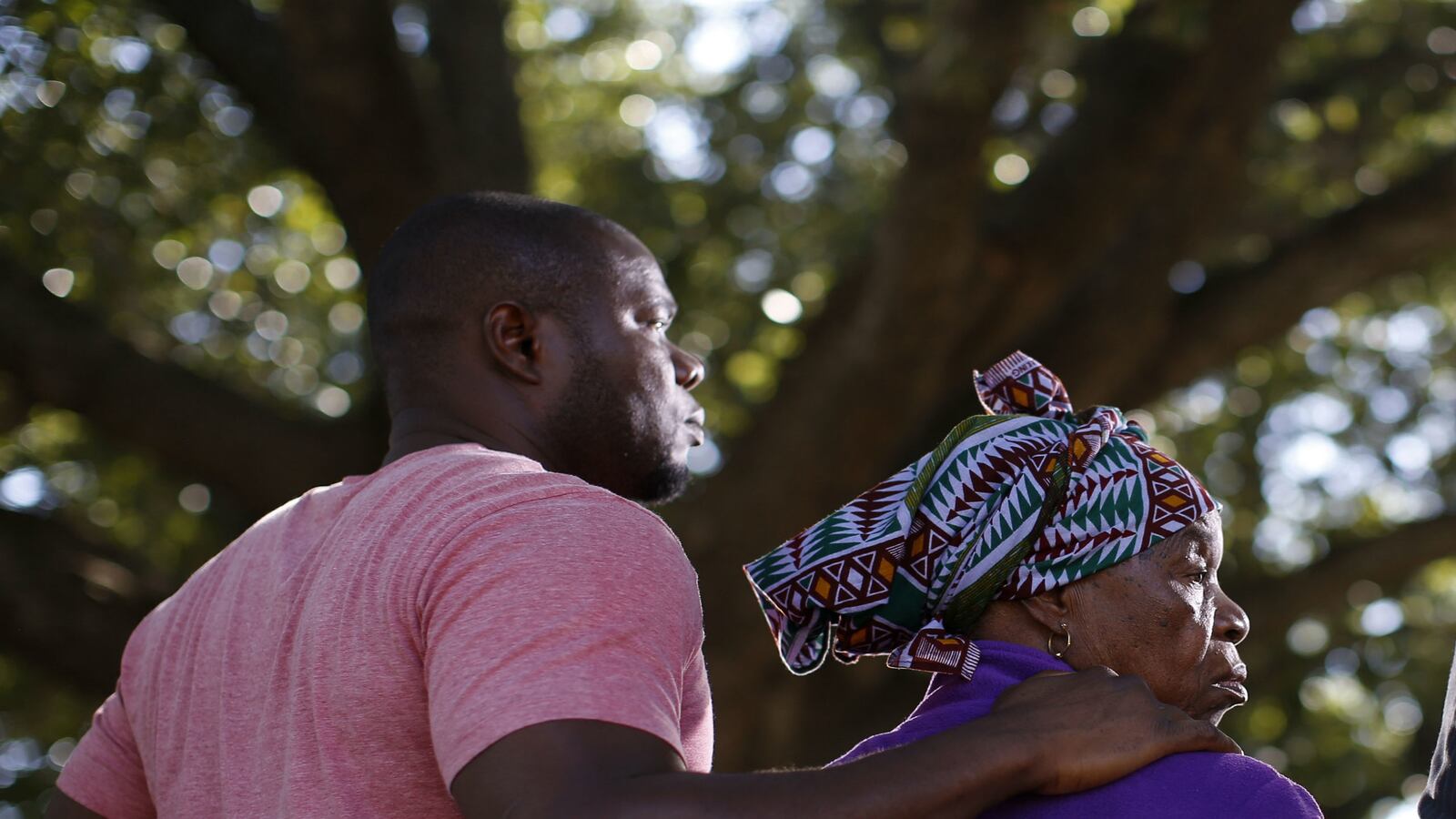 cheats/2014/11/13/texas-ebola-victim-s-family-settles-with-hospital/141113-duncan-ebola-cheat_lcwum3