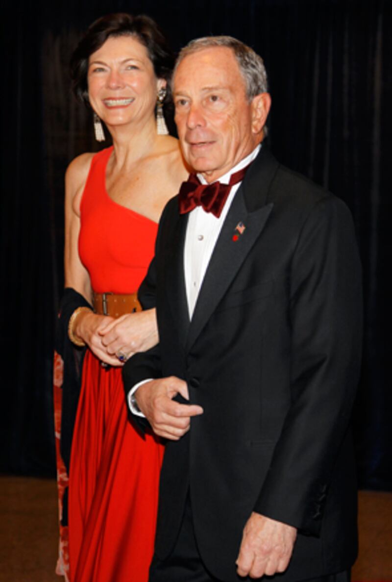 galleries/2011/05/01/white-house-correspondents-dinner/whcd-party---michael-bloomberg_pdmon7