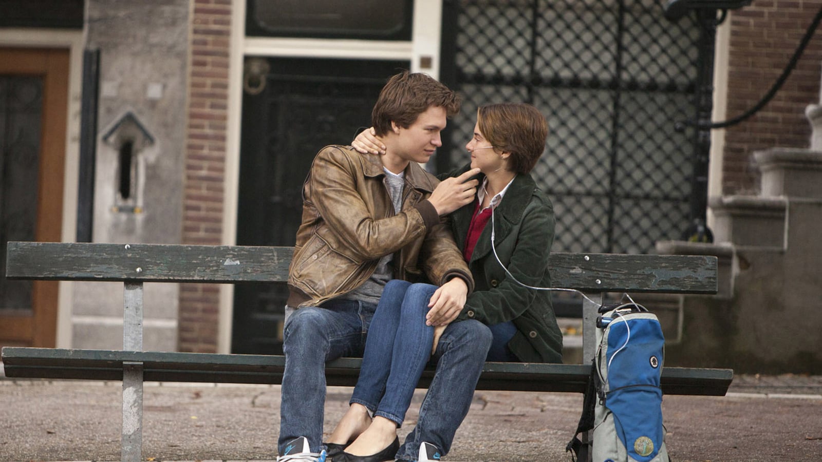 articles/2014/06/09/ranking-the-saddest-scenes-in-the-fault-in-our-stars/140607-fallon-fault-in-our-stars-tease_sihlc3