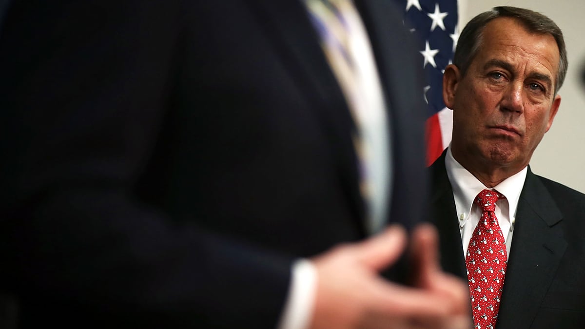 articles/2012/12/19/fiscal-cliff-overshadowed-by-newtown-tragedy/fiscal-cliff-kurtz_q7nrk6