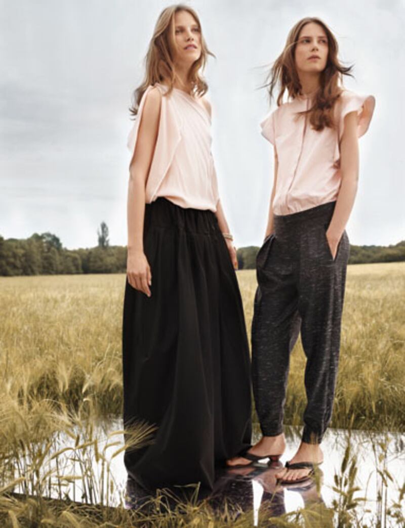 galleries/2012/06/28/lanvin-givenchy-resort-2013-the-10-most-expensive-sweatpants-photos/expensive-sweatpants-chloe_syruu6