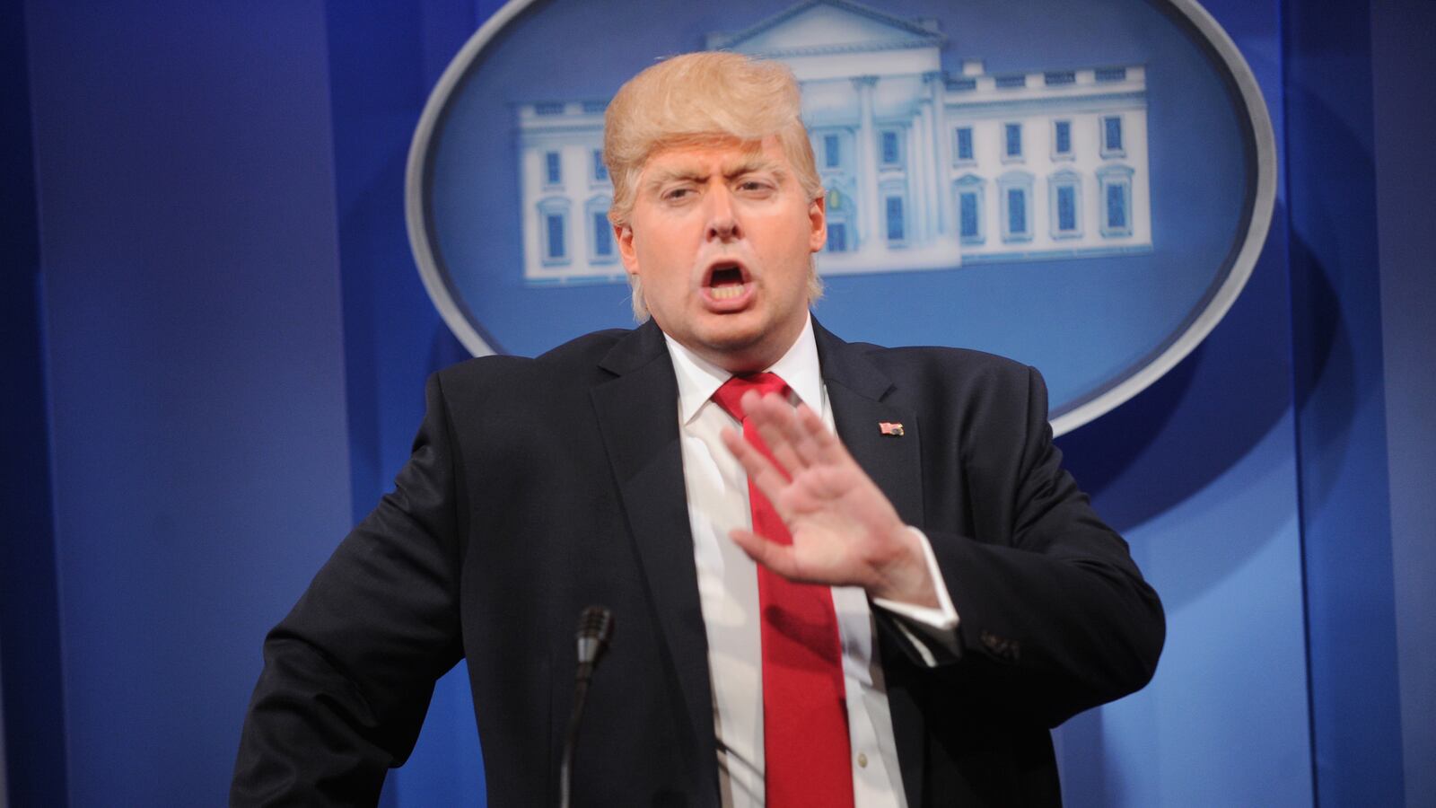 Anthony_Atamanuik_Premiere_Photo2_BradBarket_n2fk12