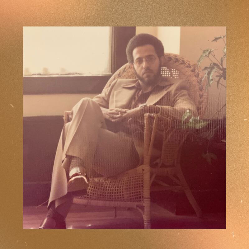 100122-daumont-black-embed1_sse5ct