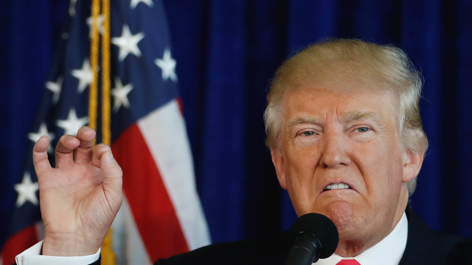 articles/2016/07/27/donald-trump-s-siberian-meltdown-calling-on-russia-to-hack-hillary-s-clinton-emails/160727-nuzzi-donald-trump-tease_duhj1z