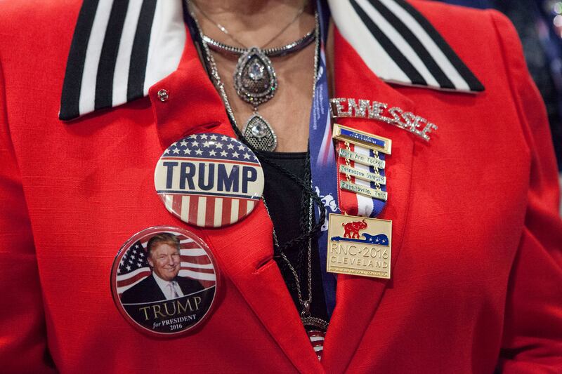galleries/2016/07/19/scenes-from-cleveland-photos/160719-rnc-convention1_re1xab