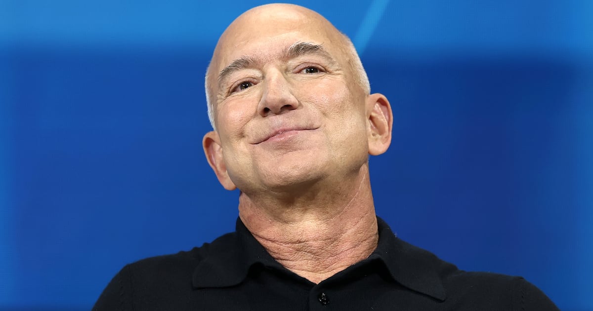 Bezos entlässt Amazon-Reporter in Massenentlassung