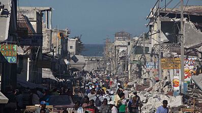 cheats/2010/01/15/whos-in-charge-of-haiti/no-one-in-charge_zews8s