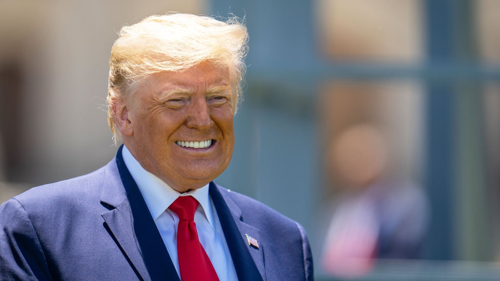 200614-sommer-trump-tease_zvyplw