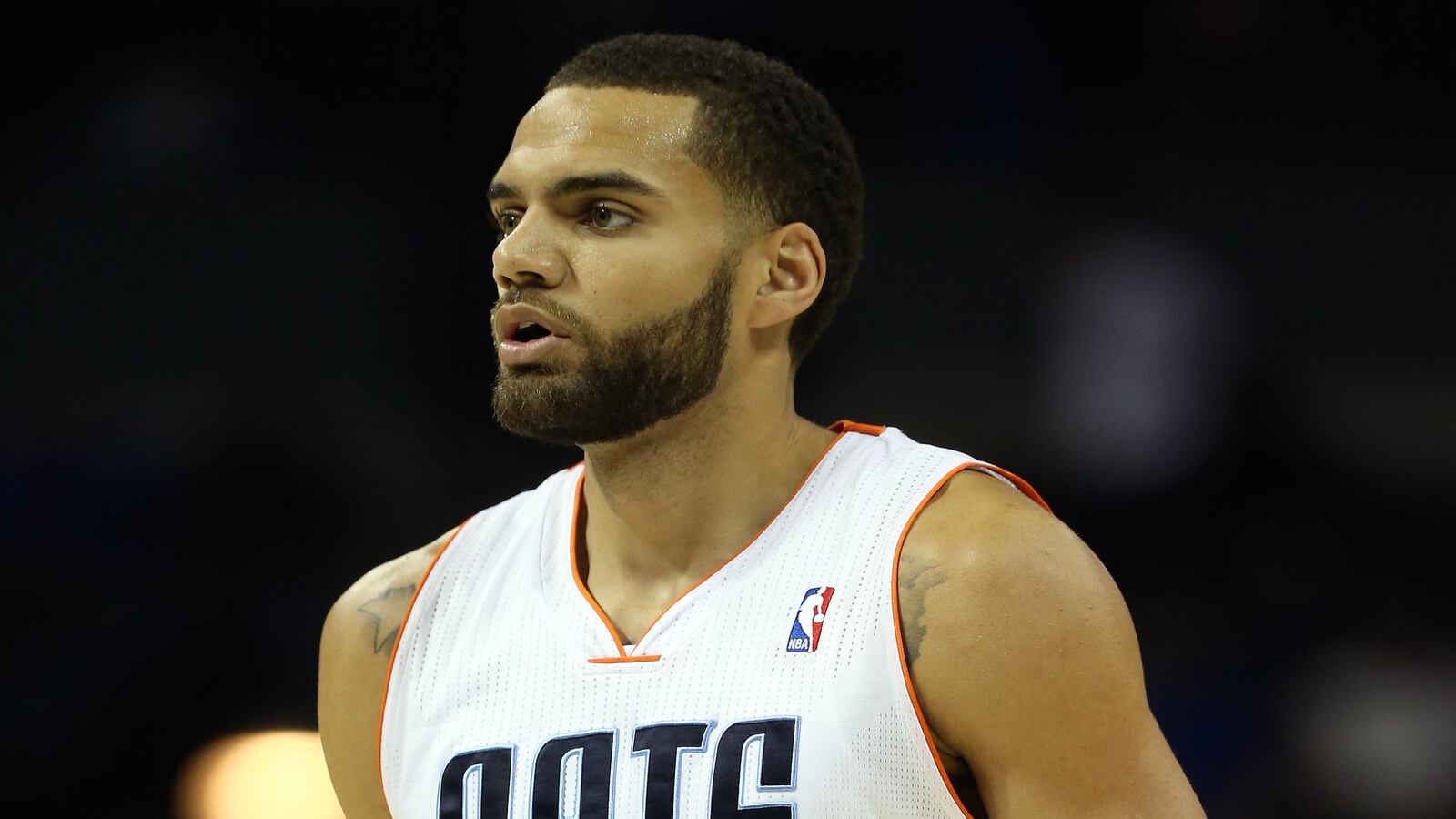 cheats/2014/10/29/hornets-jeff-taylor-pleads-guilty-to-domestic-violence/141030-taylor-abuse-cheat_jhkcvm