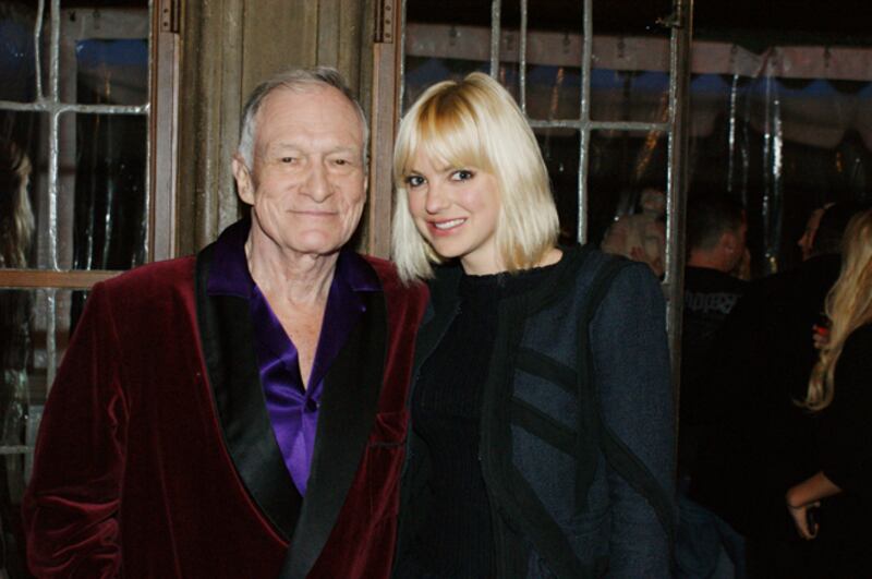 galleries/2011/03/03/twitpics-3-3/twit-pi33---hugh-hefner_oqi5ws