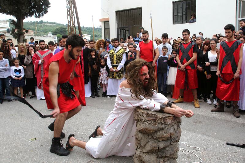 galleries/2017/04/14/good-friday-brings-gory-re-enactments-of-christ-s-crucifixion/170413-crucifixion-rennactments-06_djkcvm